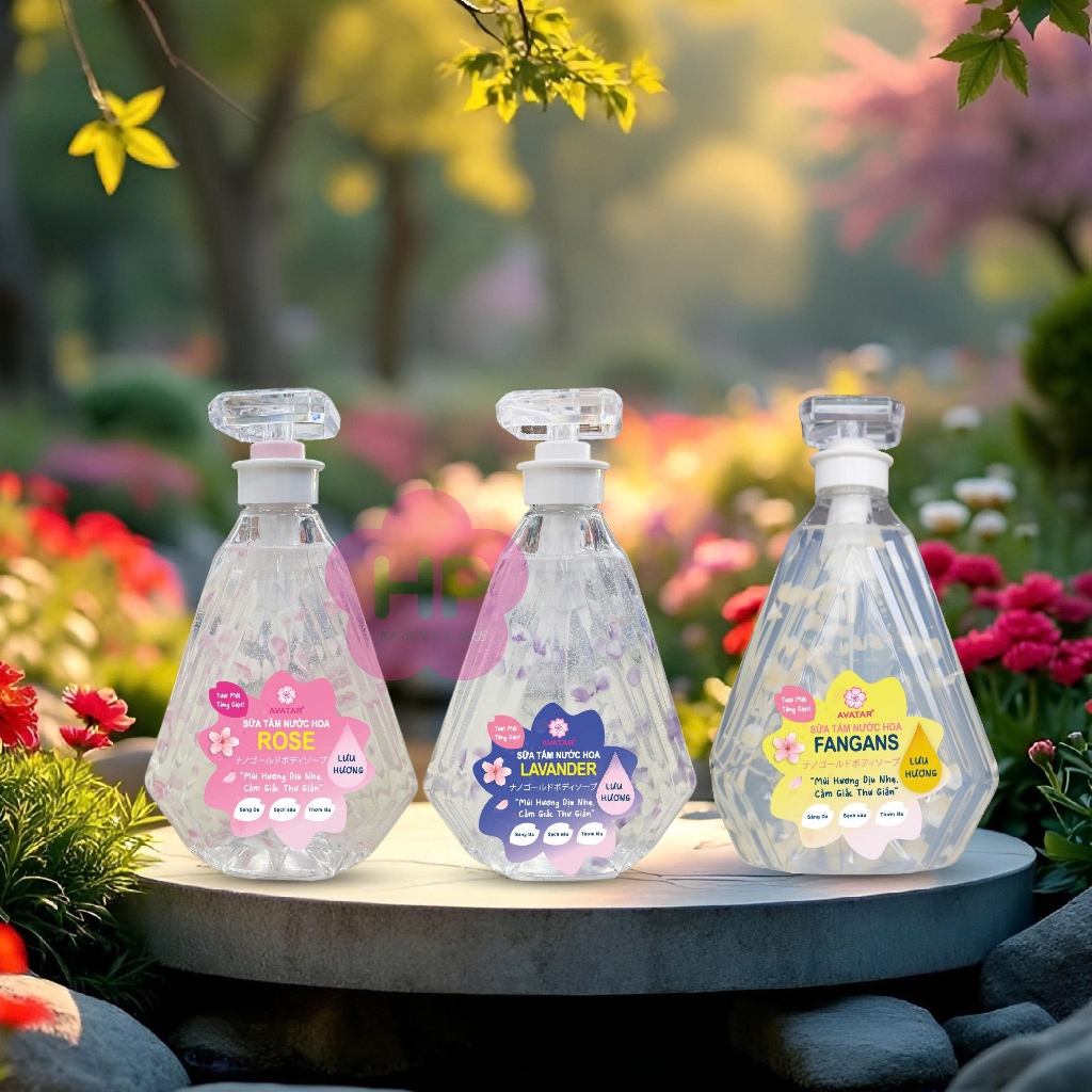 Sữa Tắm Cánh Hoa Tươi Trắng Mịn Da Hương Nước Hoa  Avatar Fragrans Shower Gel 800mL