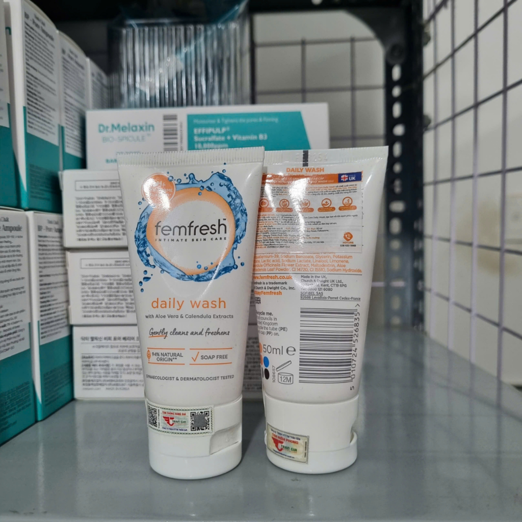 Dung dịch vệ phụ nữ Femfresh Daily Intimate Wash 50ml/250ml