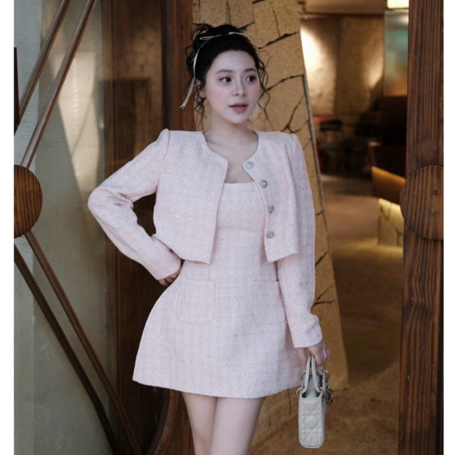 MIU.STUDIO •”Fari Set” Set áo khoác dạ tweed kim sa dáng croptop dài tay đính khuy đồng + Váy đầm nữ 2S dáng A cao cấp