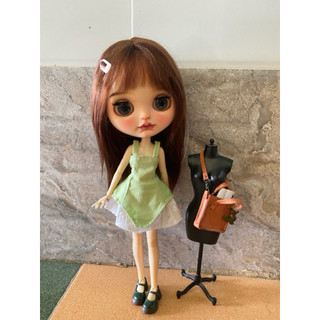 Đâm xoè xanh kèm váy size blythe,xinyi,ob24