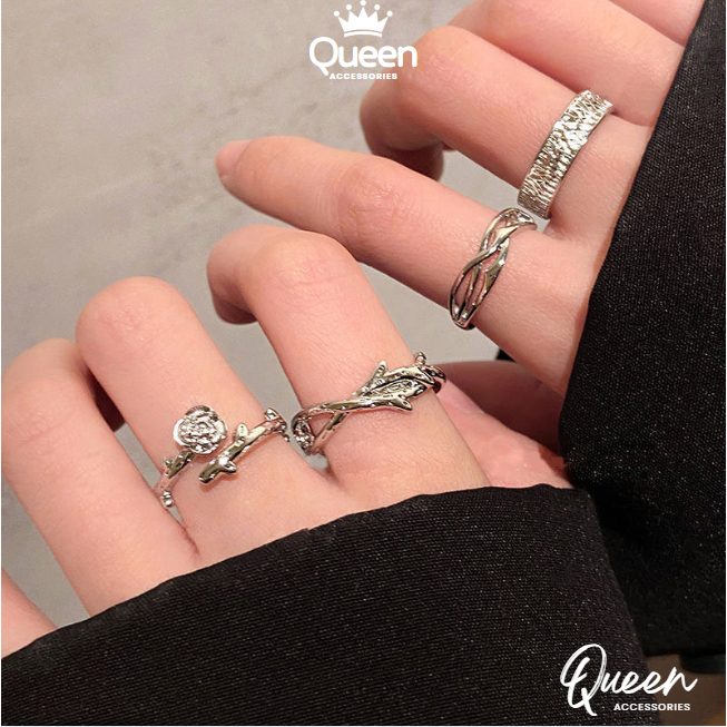 Couple Rings by The QueenAccessories