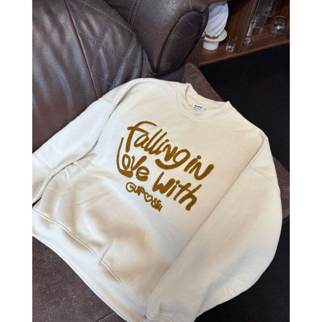 [BST TẾT] Áo Sweater Nỉ Dày Form Boxy Tay Phồng Thêu Xù Unisex Local Brand GUPO - SWT02 | BigBuy360 - bigbuy360.vn