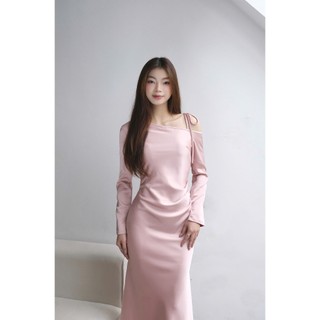 Váy Lụa Lệch Vai Dài Tay Dáng Đuôi Cá – Lụa Hàng Châu Hai Mặt Cao Cấp, Có Khoá Sườn MioLady VA021
