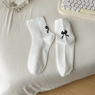 Tất Vớ Cao Cổ Nữ Chất Liệu Cotton Co Giãn Thoáng Khí Thấm Mồ Hôi Phối Ren Thanh Lịch Và Nữ Tính