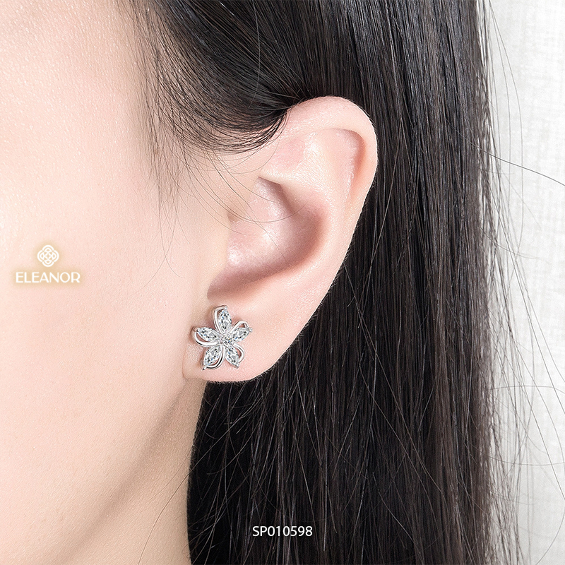 Bông tai nữ chuôi bạc 925 Eleanor Accessories hình hoa đính đá phụ kiện trang sức khuyên tai 10598