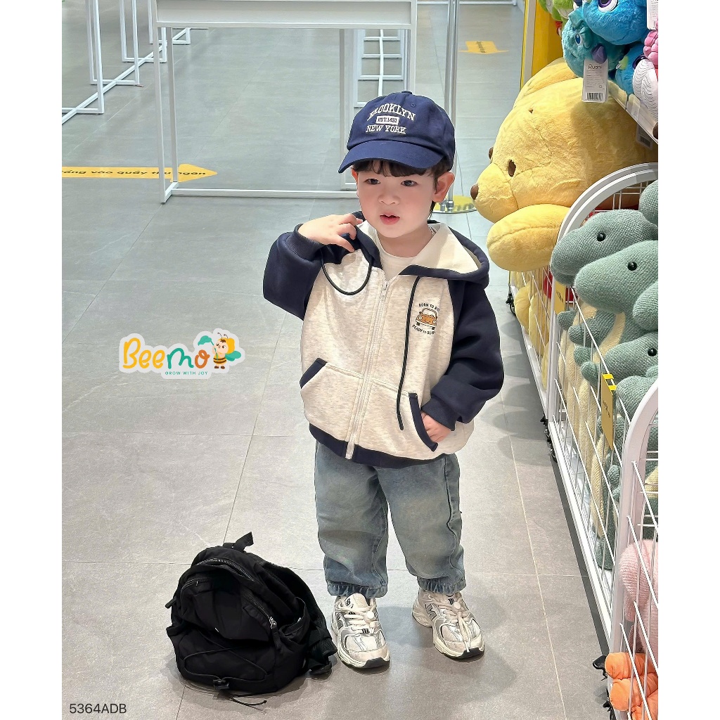 Áo khoác hoddies in ô tô lót nhung dày ấm cho bé, áo khoác kéo khoá nỉ 2 da có lót nhung 5364ADB