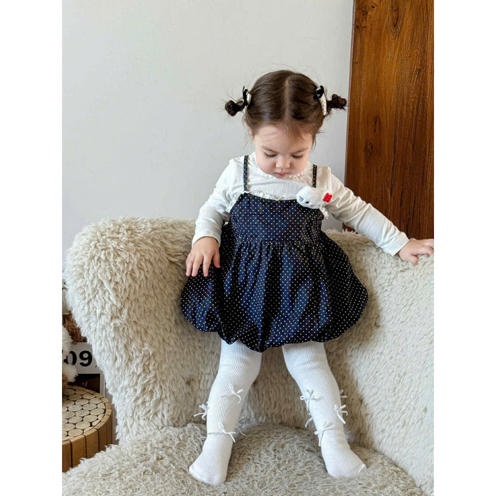 (Bon Kids) Sét Áo Giữ Nhiệt Dài Tay Yếm Váy Chấm Bi ( Kèm Gấu ) Cho Bé Gái