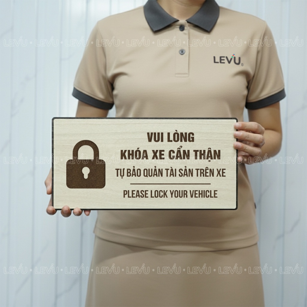 Bảng gỗ thông báo vui lòng khóa xe cẩn thận BG114 trang trí cửa hàng