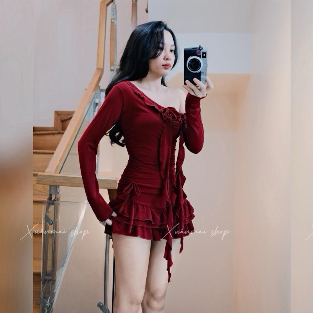 Đầm 2 HOA LỆCH VAI TUA RUA Nhúm eo phối 3 tầng thun ladong Xuân Mai Shop