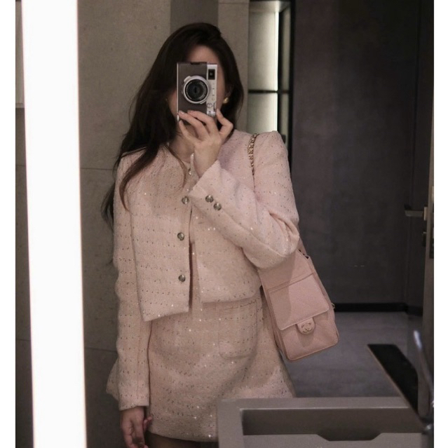 MIU.STUDIO •”Fari Set” Set áo khoác dạ tweed kim sa dáng croptop dài tay đính khuy đồng + Váy đầm nữ 2S dáng A cao cấp