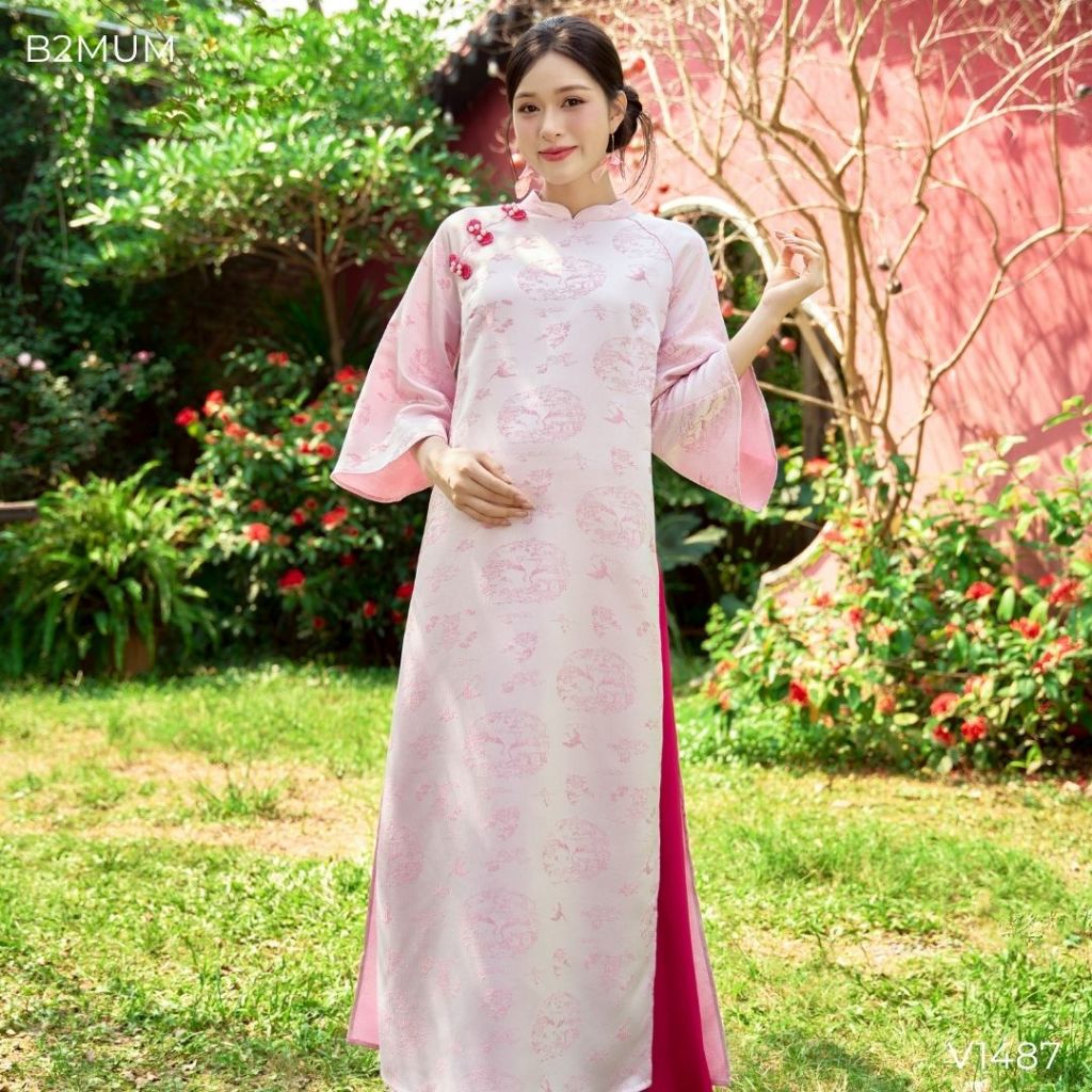 Áo dài gấm hồng in họa tiết con hạc, cổ sóng, ngực đính cúc sườn xám, mặc TẾT và sự kiện-V1487 B2MUM