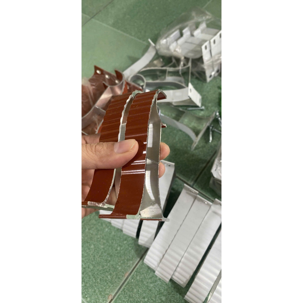Giá đỡ thanh treo rèm, bát đỡ thanh treo rèm ( phụ kiện rèm việt Hàn)
