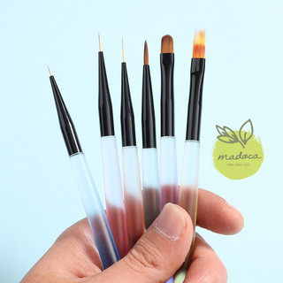 CỌ VẼ NÉT MẢNH, CỌ NÉT, ĐI VIỀN, CỌ TÔ TRANH, CỌ NAIL MÀU OMBER CÓ NẮP BẢO VỆ - Phụ kiện tranh Madoca