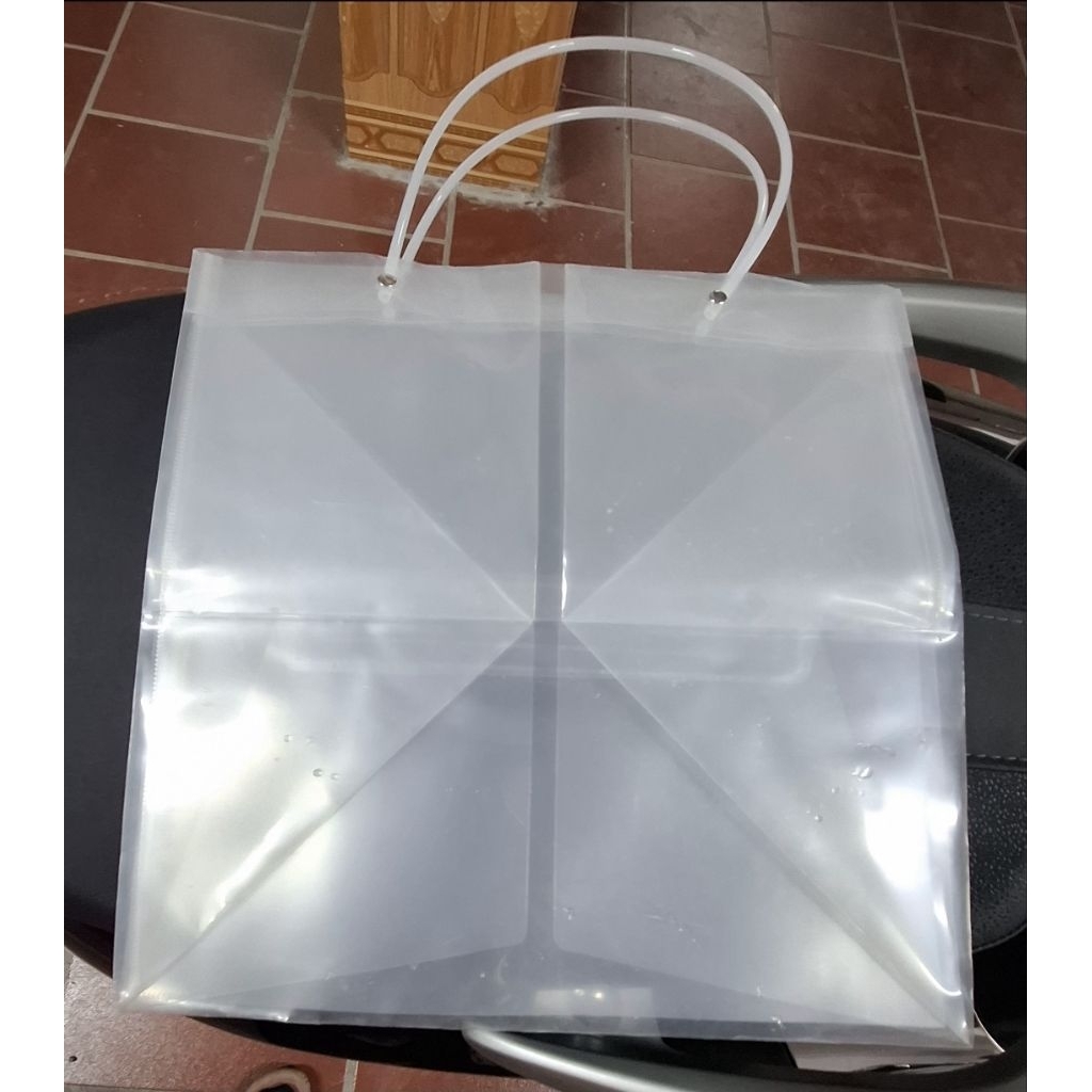 3 Túi note, túi mica (31*31*30cm), túi nhựa đựng quà, túi nhựa đựng hoa