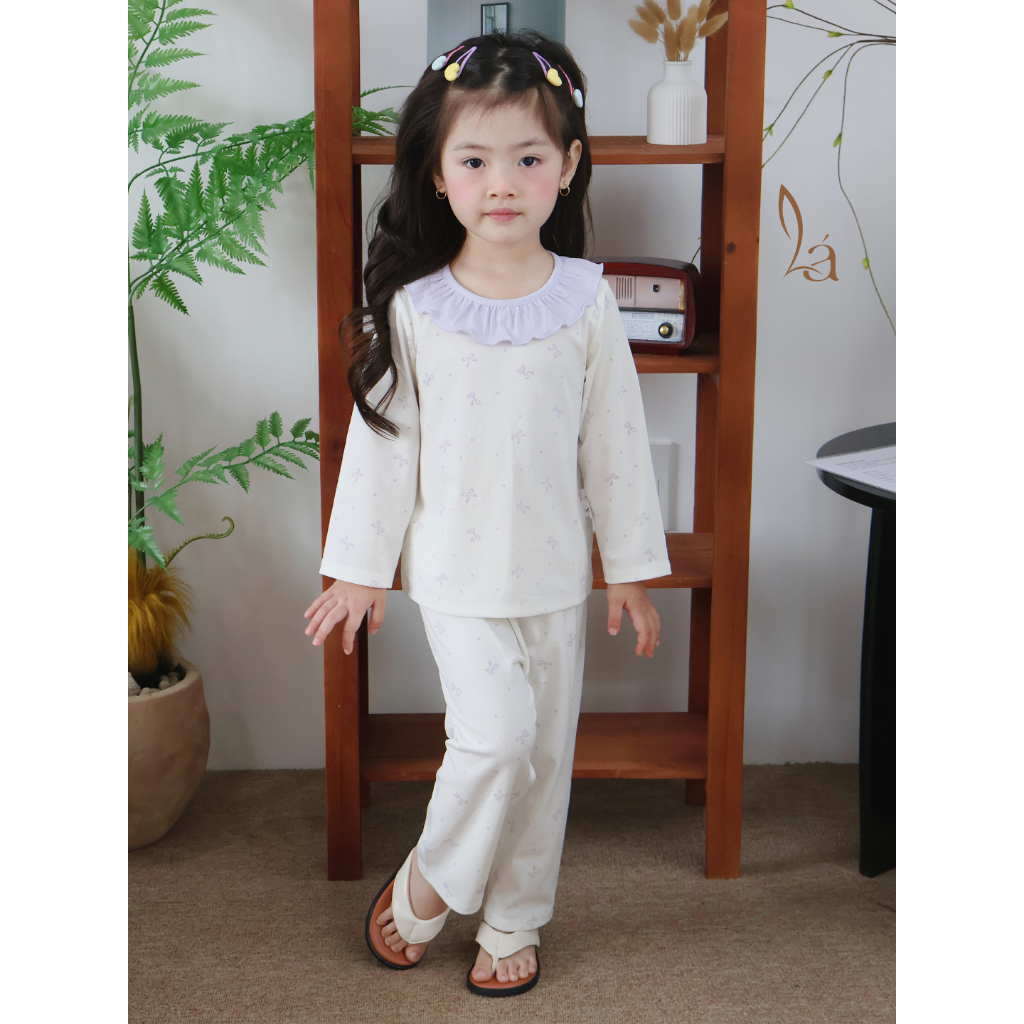 Bộ dài tay bé gái Lyocell Lá Homewear A348,  đồ dài cho bé cổ bèo xinh xắn hoa nhí nơ