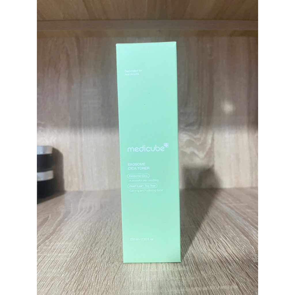 Nước Hoa Hồng Medicube Exosome Cica Calming Toner Làm Dịu Da 210ml