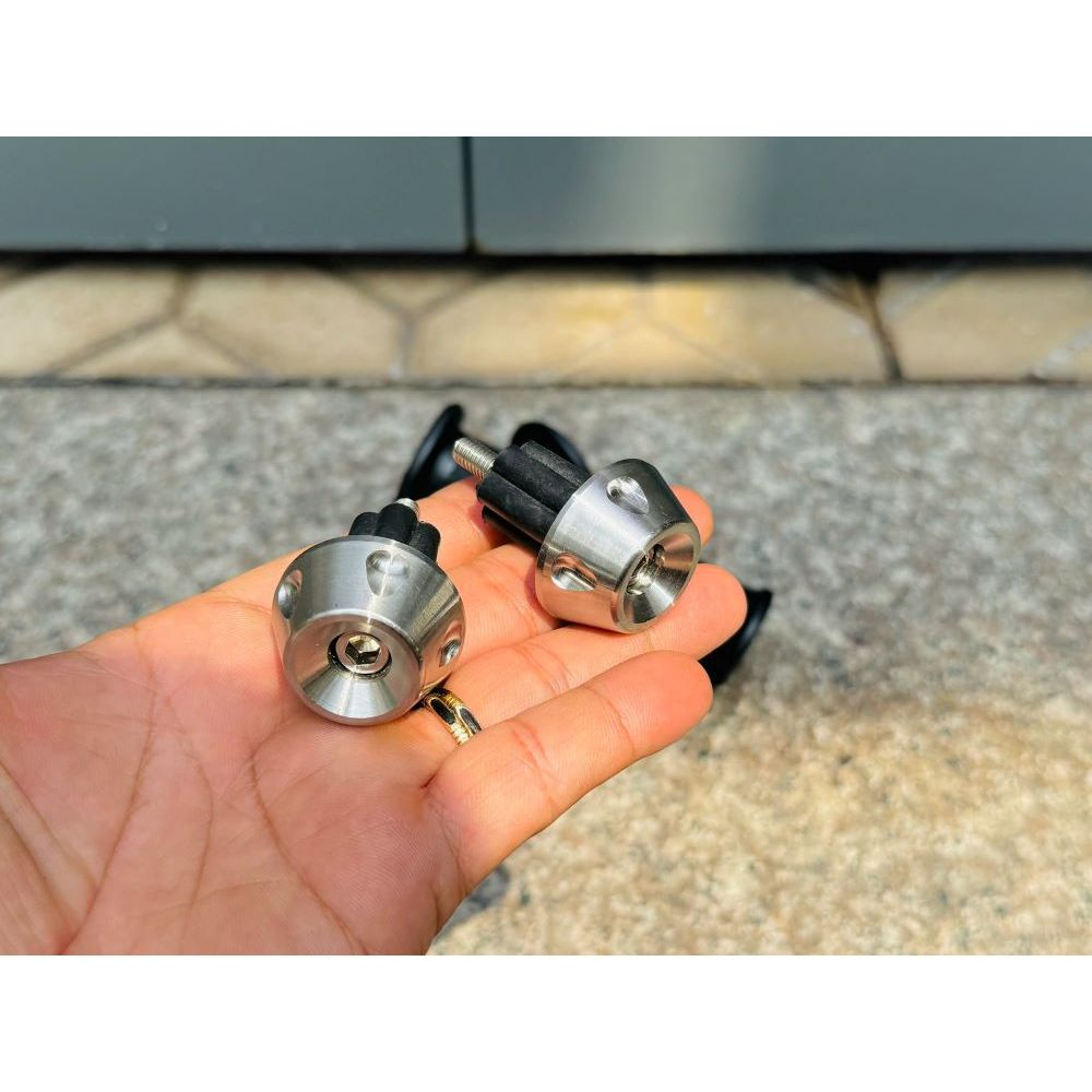 Gù Tay Lái INOX salaya Giọt Nước Phay Xéo CNC gắn xe máy Sirius Exciter Winner Sonic Wave Dream...
