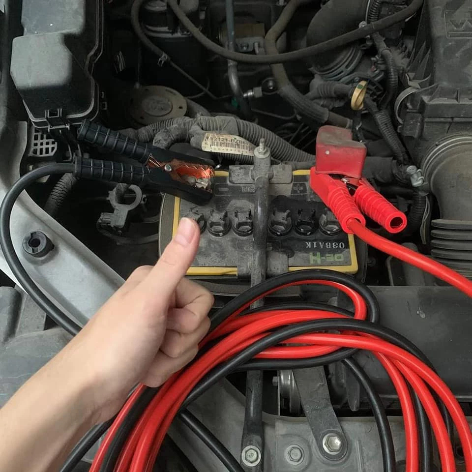 Dây Câu Bình Ắc Quy Ôtô Chính Hãng 4 Mét dày 10MM Lõi Đồng Chịu Tải 2500A, Có Kẹp Cách Điện, Tải Điện Nhanh và An Toàn