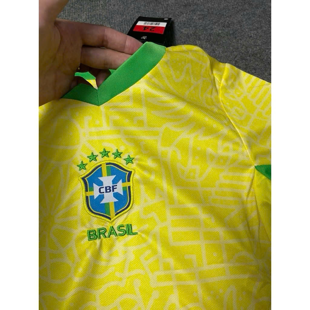 Áo Bóng Đá, Áo Đá Banh Trẻ Em Brazil 2024 - Vải Mè Thái Cao Cấp - In Sẵn Tên cầu thủ.
