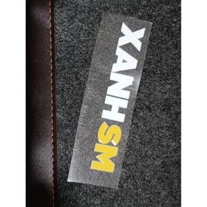 Decal dán Logo chữ Xanh SM gsm in UV dể dán