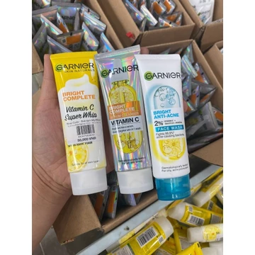 (COMBO 2) Sữa rửa mặt Garnier vitaminC sáng da mờ thâm tuýp 50 Gr - Sữa rửa Garnier giảm mụn kiềm dầu 50gr