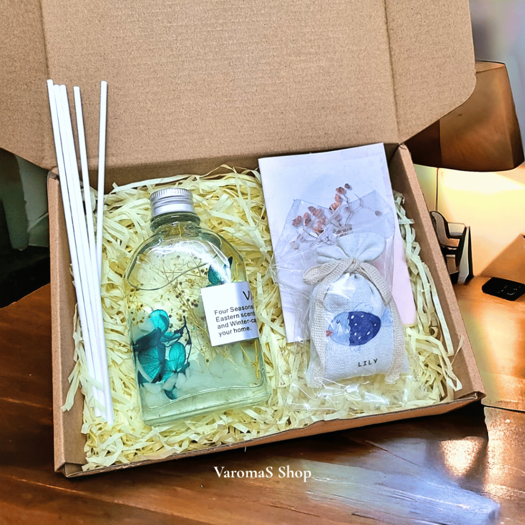 Hộp quà tặng Varomas Tinh Dầu Khuếch Tán Và TúiThơm, Giftbox Tặng Người Yêu Dịp Giáng Sinh - Noel, Valentine KT74