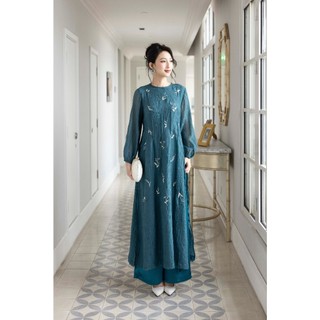 SWANLAKE | Áo Dài Cách Tân Nữ Dáng Suông Cổ Tròn Tay Dài Vải Xốp Hàn Thêu Hoa Thanh Lịch Tết L13138