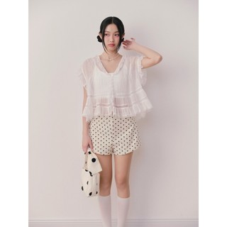 Quần short OLV chấm bi trẻ trung Beige Kaki Polka Dot Shorts phù hợp đi chơi dạo phố