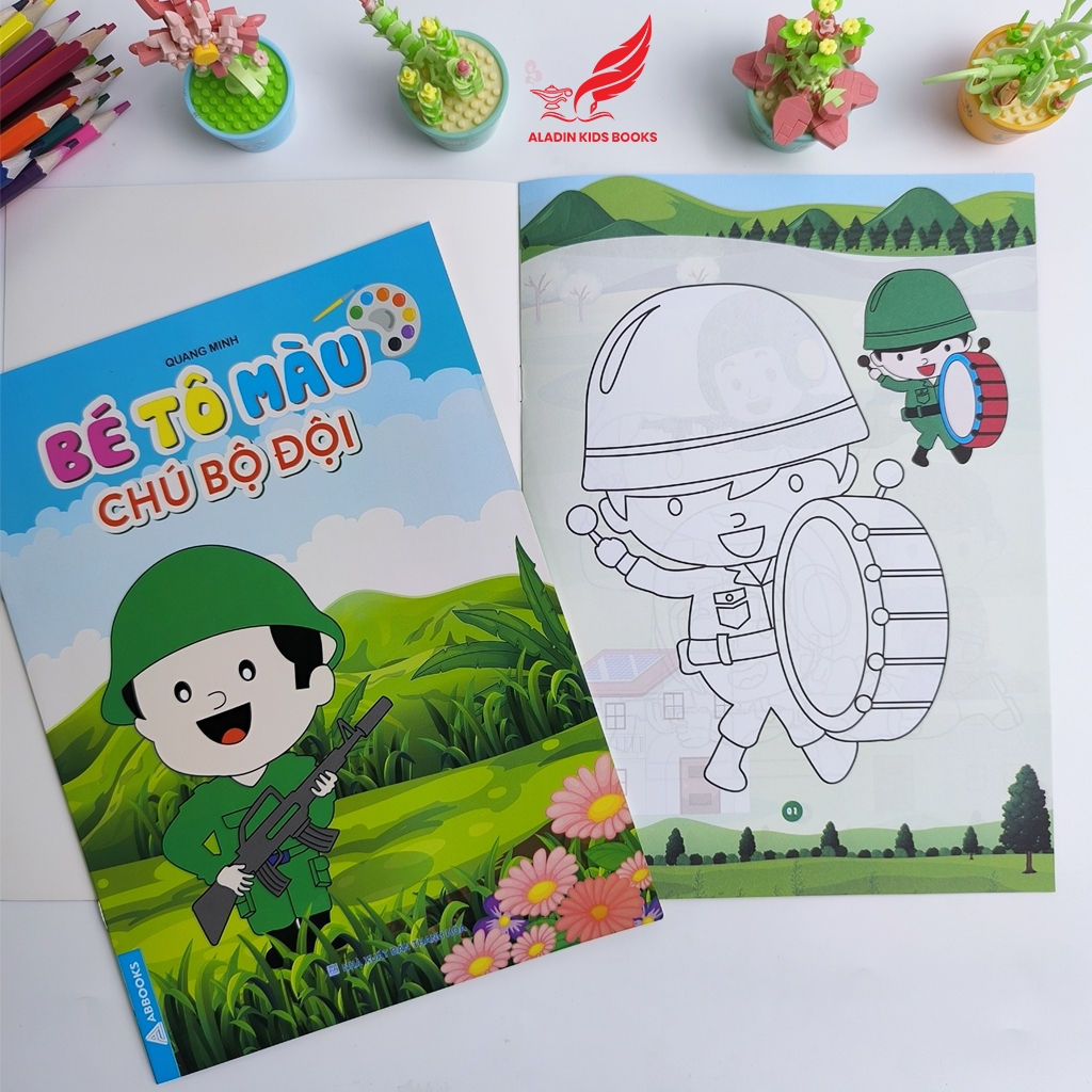 Sách-Bộ 4 Quyển Bé Tô Màu Chủ Đề Xe Hơi – Xe Mô Tô – Chú Bộ Đội – Bé Làm Cảnh Sát