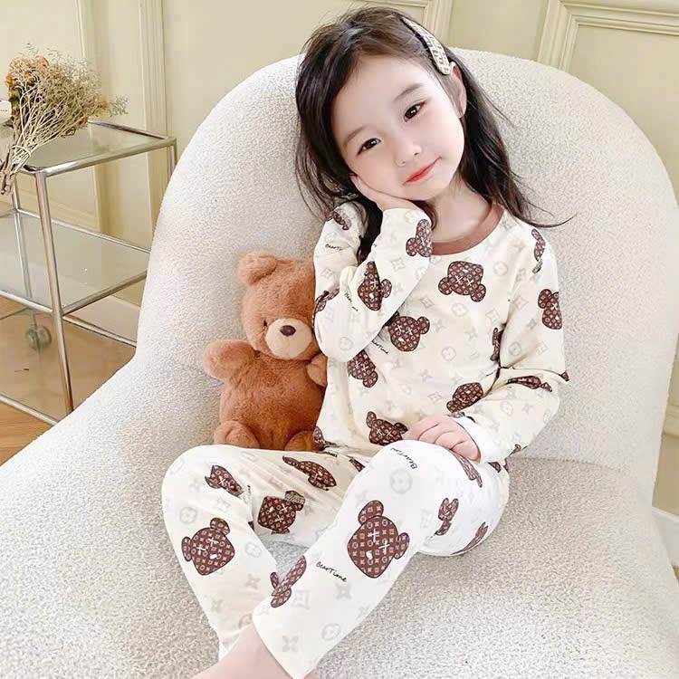 Bộ Thu Đông Họa Tiết Dễ Thương Dành Cho Bé Trai và Gái Từ 9-32kg Chất Liệu Cotton Mềm Mại Phù Hợp Cho Mọi Hoạt Động