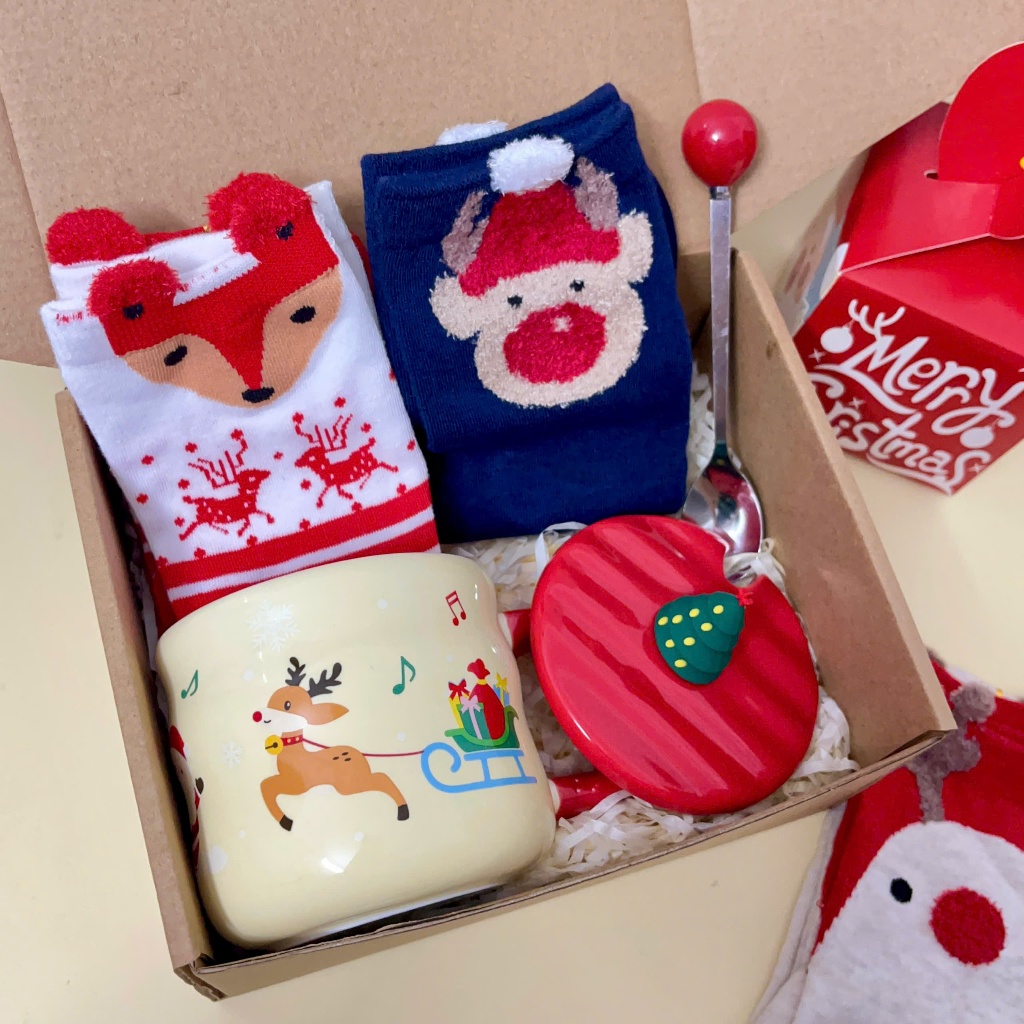 Set quà tặng Cốc sứ Giáng Sinh/Noel Sáng Tạo Có Nắp và Thìa làm Quà Tặng Bạn Bè, Người Thân
