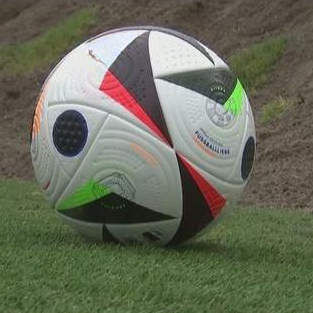 Quả bóng đá Euro 24 Size 5, banh bóng đá đúc mẫu mới nhất + Tặng kim bơm, túi lưới Bảo Hành Da 12 Tháng SIÊU HOT