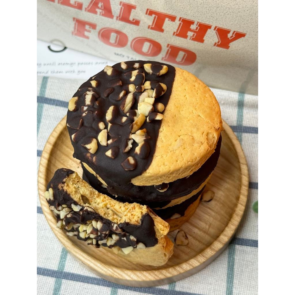 Bánh cookies protein, bánh quy ăn kiêng KD Shop vị yến mạch chocolate hộp 10 bánh