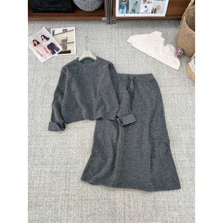 •𝙆𝙞𝙣𝙜𝙨𝙝𝙤𝙥𝙗𝙚𝙖𝙪𝙩𝙮•Set Áo Len Trơn Tay Kẻ Mix Váy Suông QC