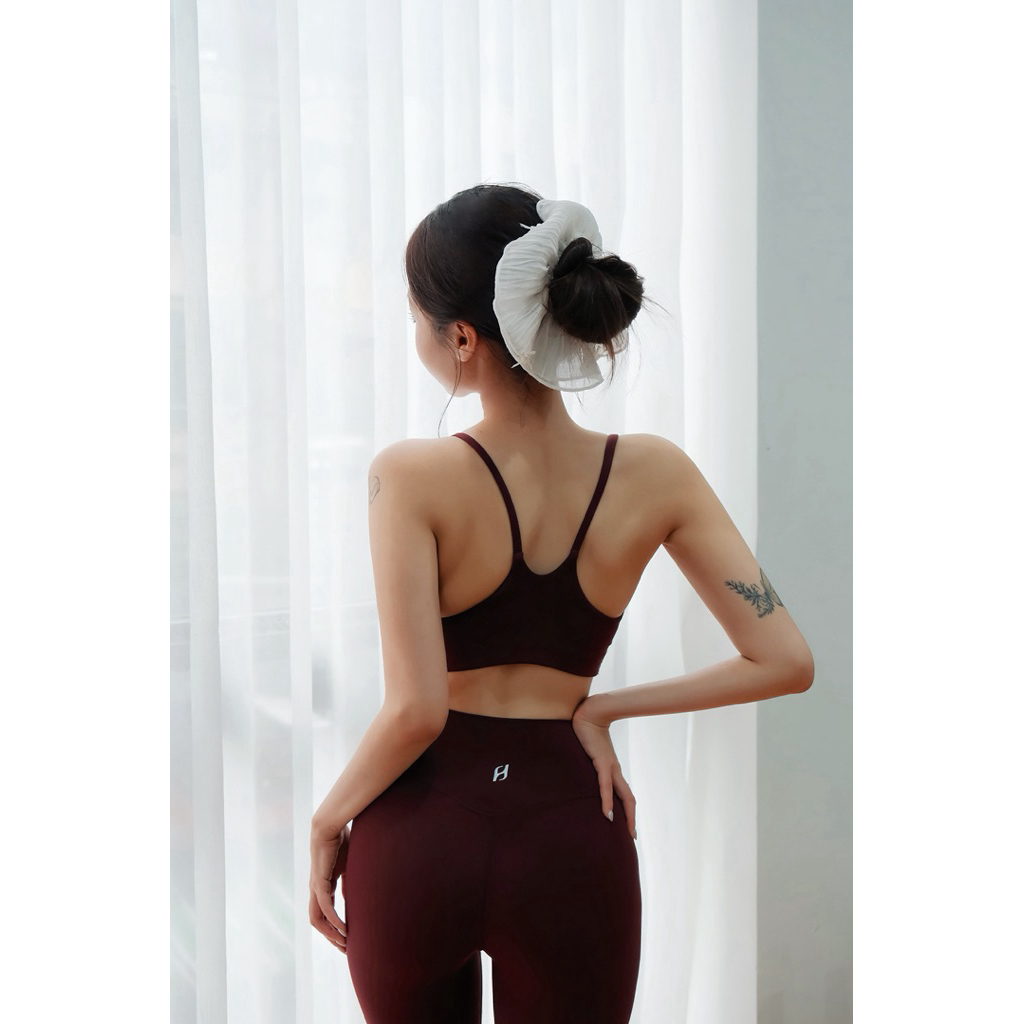 Set đồ tập thể thao yoga, pilates lưng chữ V mix quần ống loe thời trang chất liệu co giãn, thấm hút
