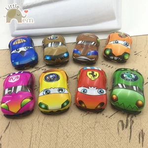 Đồ chơi cho bé – Xe ô tô dây cót mini.
