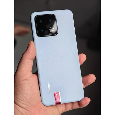 Điện thoại Xiaomi 13 cũ 256G & 512G trần đã qua sử dụng ngoại hình có xước xấu bảo hành 1 tháng