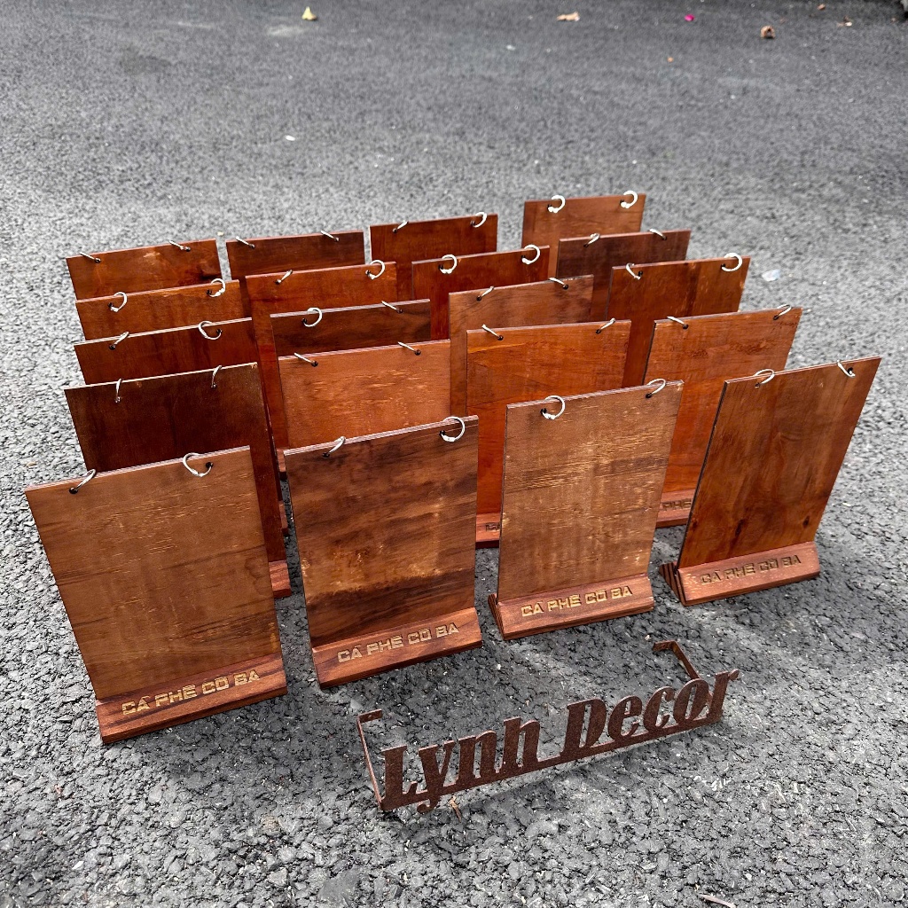 Standee tencard Đế gỗ Menu để bàn có khoen tròn, miễn phí khắc logo - Lynhdecor