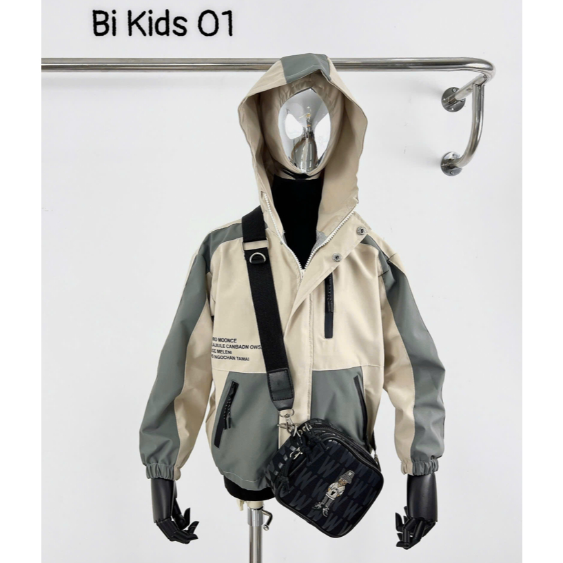 {SIZE 12-55kg} ÁO KHOÁC GIÓ CAO CẤP BÉ TRAI 2 LỚP PHONG CÁCH THỂ THAO , CÁ TÍNH. Màu BE XÁM