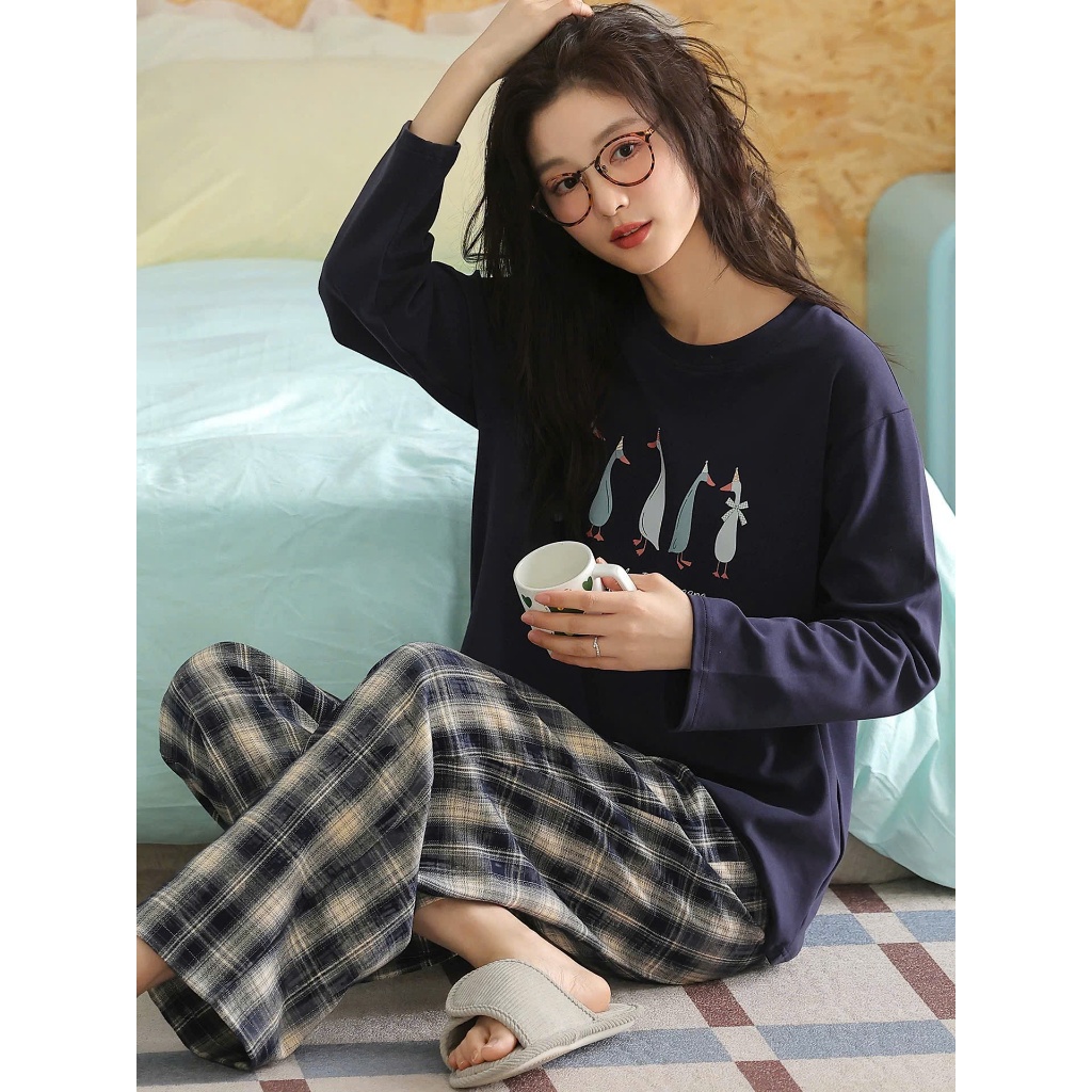 Sét Bộ mặc nhà Quần dài kate dáng suông, Áo dài tay in hình JULY FASHION, Bộ mặc ngủ mùa đông 2025