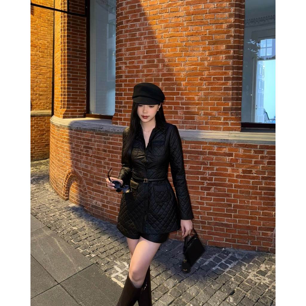 Set Áo Dáng ÔM Cổ Đức 4 Túi Ốp 5J04.2510, Quần Sooc Dáng Ngắn Bổ Thân B 3S12.2510, Bộ Áo Phao Nữ Cổ Điển Hiện Đại By JM