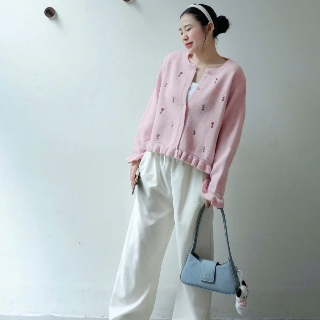 BST Áo Khoác Cardidgan Mirage Tay Bèo Thêu Hoa Local Brand Chất Len Mềm Mịn.