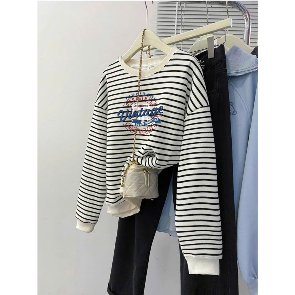Áo dài tay kẻ Sọc Hoddie in hình siêu xinh JULY FASHION, Áo Sweater kẻ sọc hottrend 2025, chất cotton 2c dày dặn