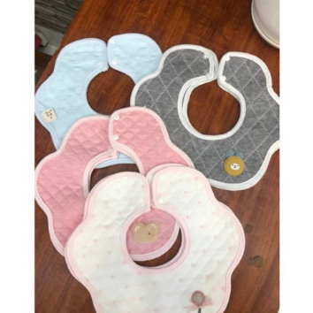 Combo 2 Yếm tròn Xoay Có CHỐNG THẤM Xoay 360 độ chất liệu cotton mềm mịn thấm hút tốt cho bé yêu ăn dặm giữ ấm mùa đông