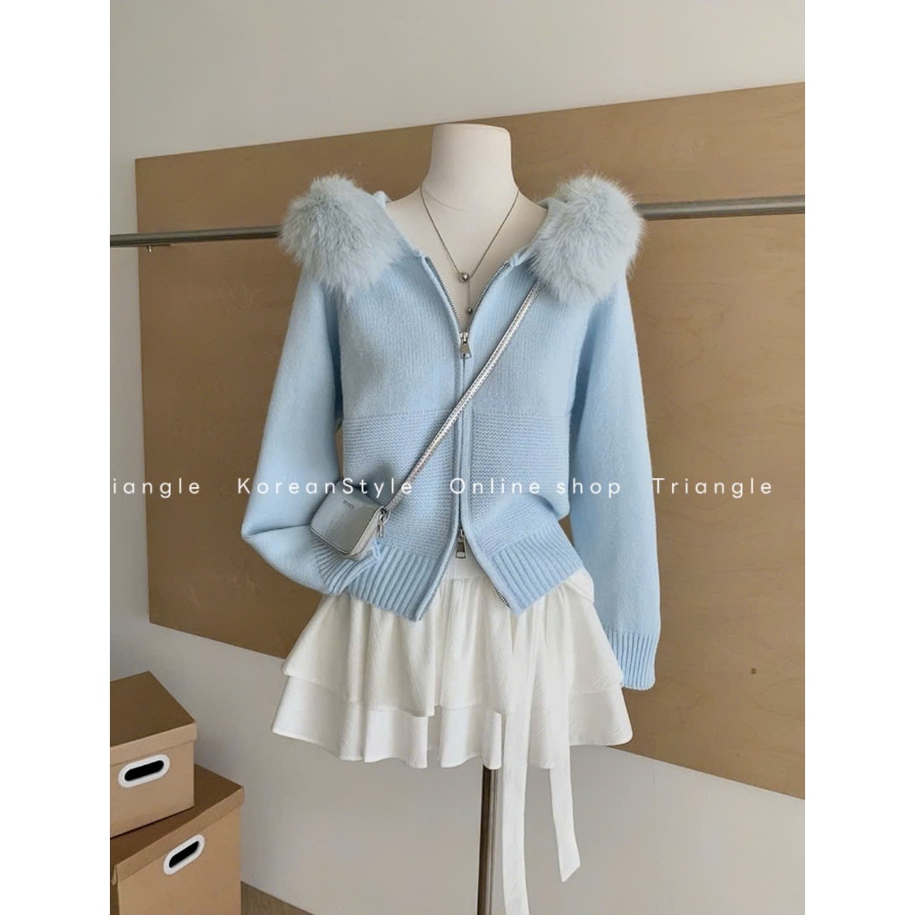 TRIANGLE - Blossom Knitted (Cân nhắc kỹ, return is not welcomed)- Áo len phối mũ lông phong cách Hàn Quốc thanh lịch