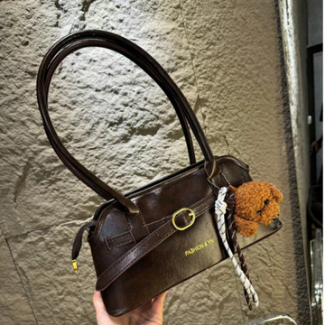 Women's Korean-Style PU Leather Underarm Bag – Beige · HT258