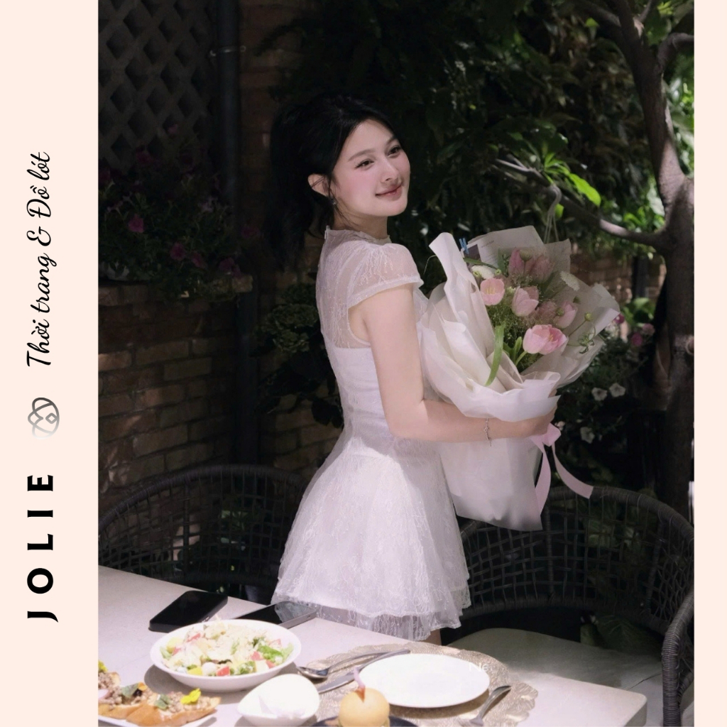 Đầm ren trắng tiểu thư JOLIE, Váy công chúa dự tiệc cổ cao tay ngắn sang chảnh