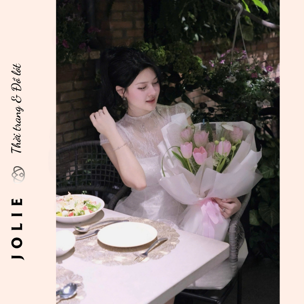 Đầm ren trắng tiểu thư JOLIE, Váy công chúa dự tiệc cổ cao tay ngắn sang chảnh