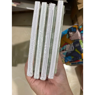 Truyện tranh - Hội Những Người Thích Ở Nhà seal - Tặng Kèm Bookmark + Khung Ảnh (bản in đầu) hở seal