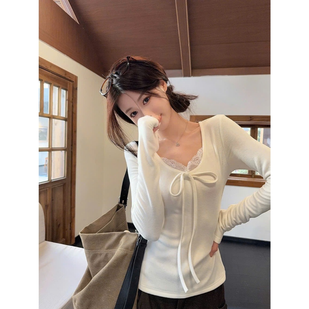 [TAY DÀI] Áo Thun Kiểu Nữ Dài Tay Có Dây Thắt Nơ Xinh Xắn Phối Cổ Viền Ren Mềm Quảng Châu Trend - Giáng Sinh2025